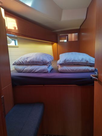 Bavaria Cruiser 46 | Ocean Breeze