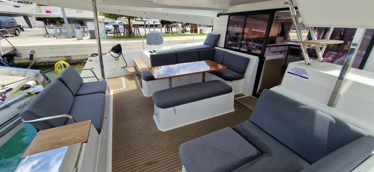 Fountaine Pajot Elba 45 | Sun Office