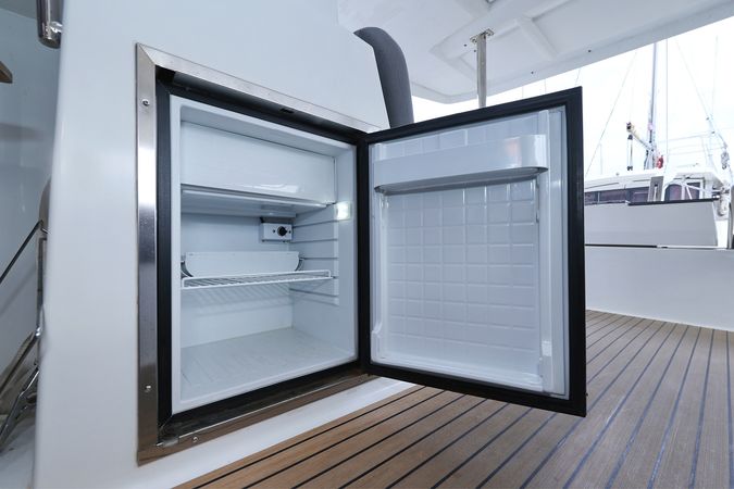 Fountaine Pajot Elba 45 | Sun Office