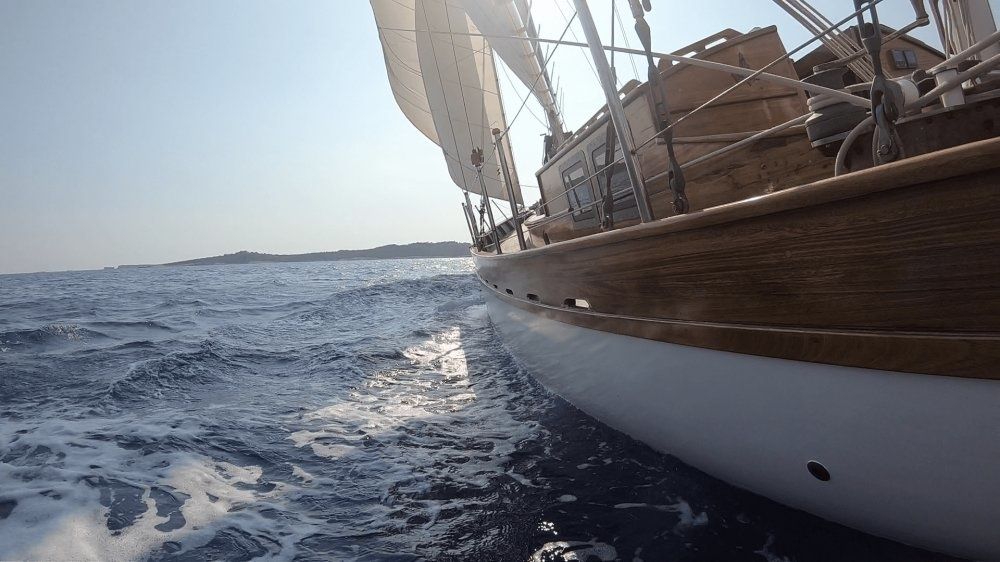 John G Alden Rena Class 0744N | Eclipse