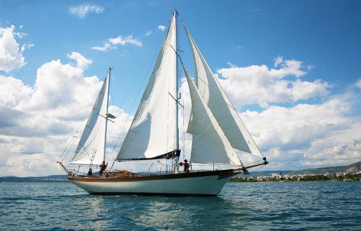 John G Alden Rena Class 0744N | Eclipse