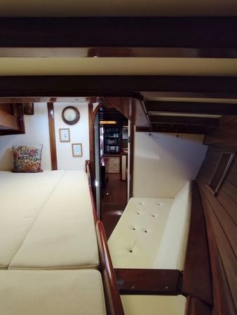 John G Alden Rena Class 0744N | Eclipse