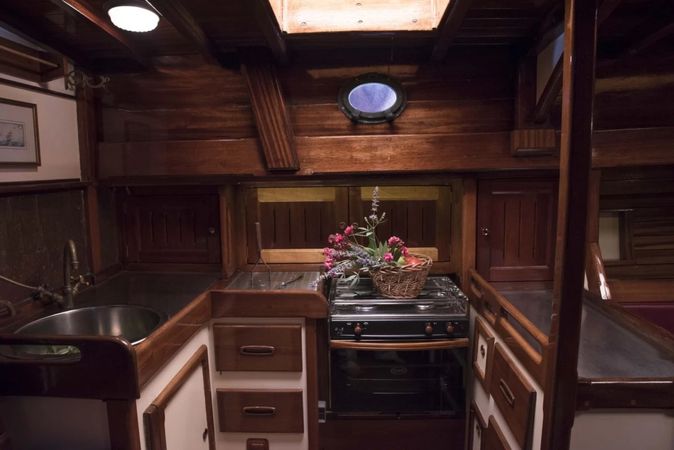 John G Alden Rena Class 0744N | Eclipse