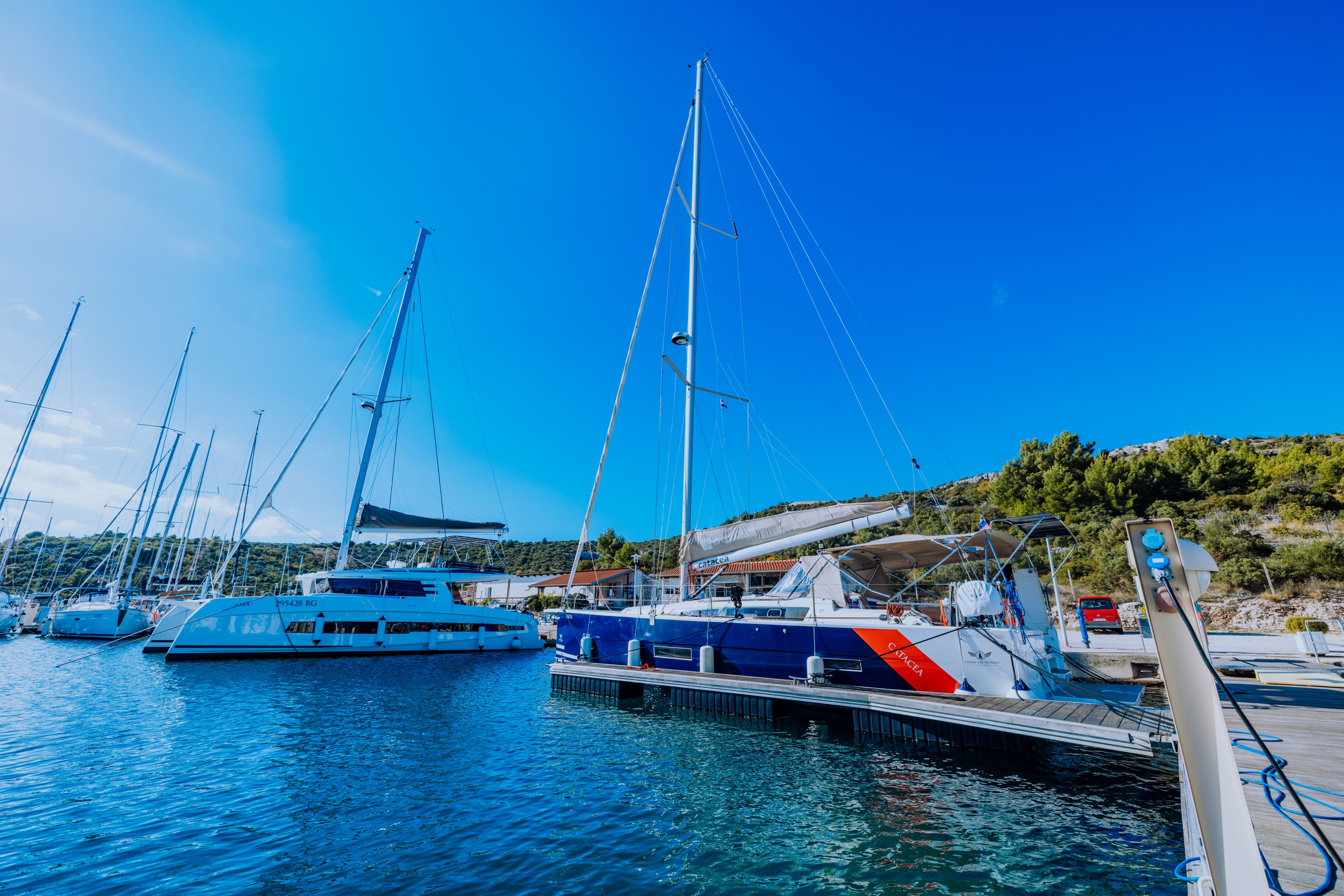 Dufour 430 | Catacea