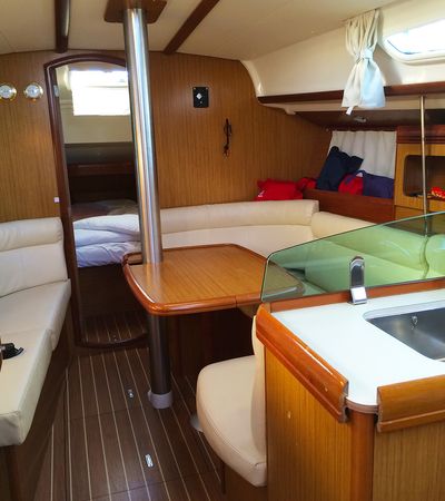 Jeanneau Sun Odyssey 36i | Dado