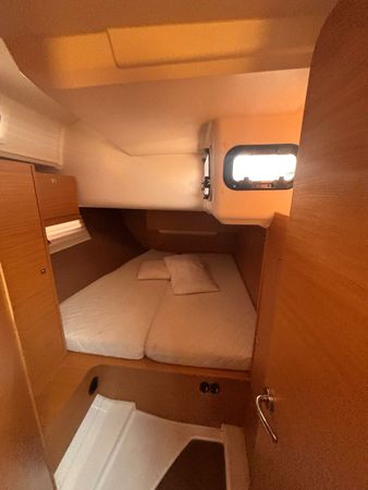 Dufour 512 | Jana