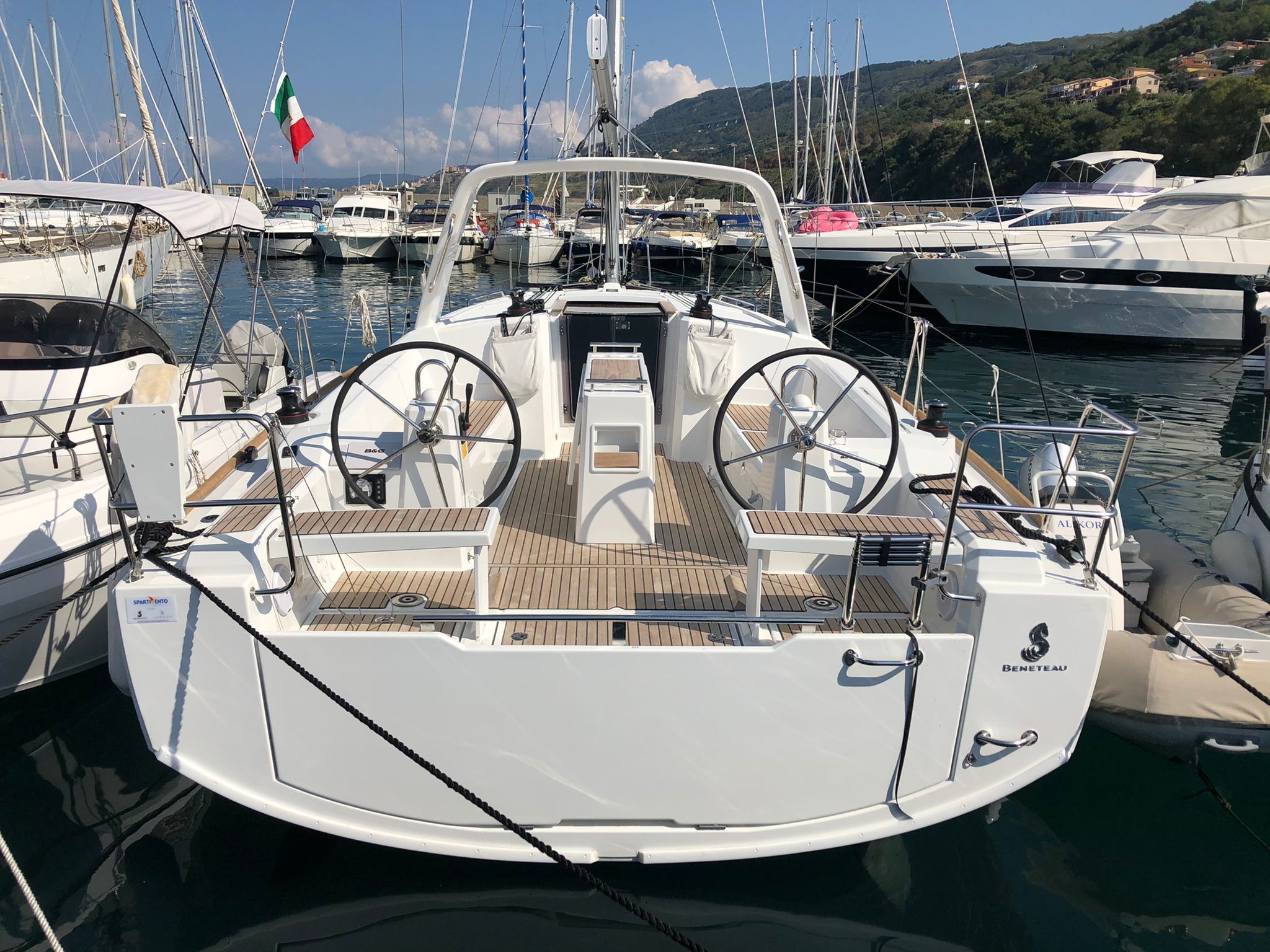 Beneteau Oceanis 38.1 | Chica