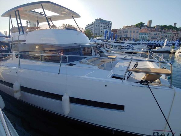 Bali 4.3 MY | Patagonia Explorer