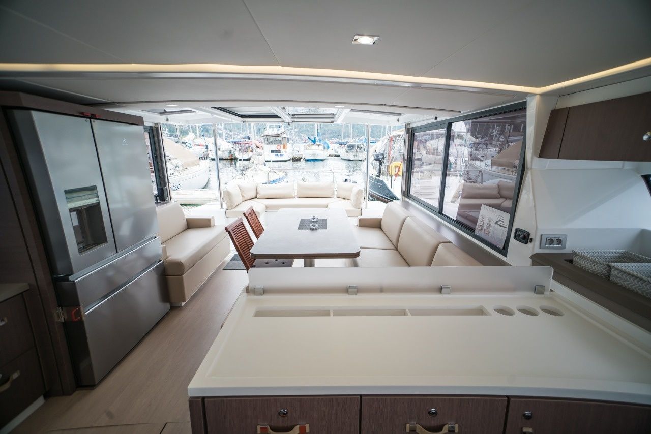 Bali 4.3 MY | Patagonia Explorer