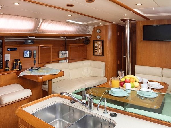 Jeanneau Sun Odyssey 43 | Frine