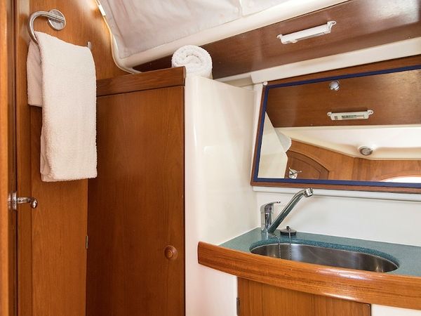 Jeanneau Sun Odyssey 43 | Frine