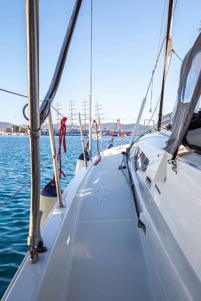 Jeanneau Sun Odyssey 440 | Monolith