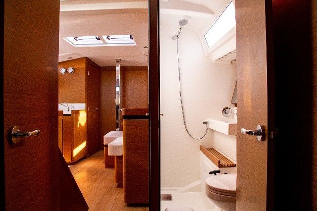 Jeanneau Sun Odyssey 440 | Monolith