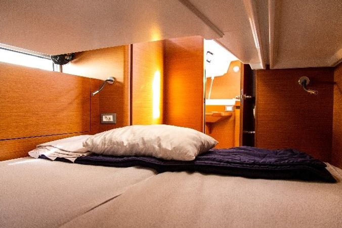 Jeanneau Sun Odyssey 440 | Monolith