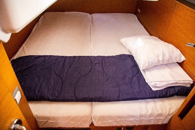 Jeanneau Sun Odyssey 440 | Monolith