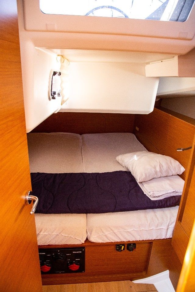Jeanneau Sun Odyssey 440 | Monolith