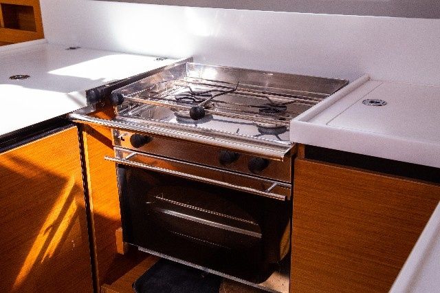Jeanneau Sun Odyssey 440 | Monolith