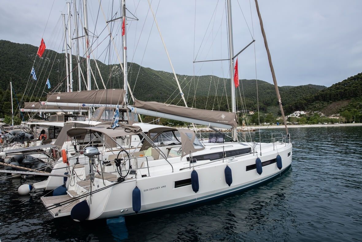 Jeanneau Sun Odyssey 490 | Lara