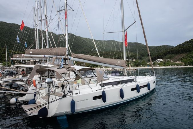 Jeanneau Sun Odyssey 490 | Lara