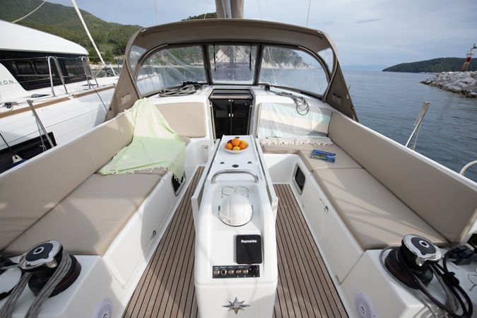 Jeanneau Sun Odyssey 490 | Lara