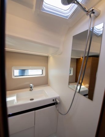 Jeanneau Sun Odyssey 490 | Lara