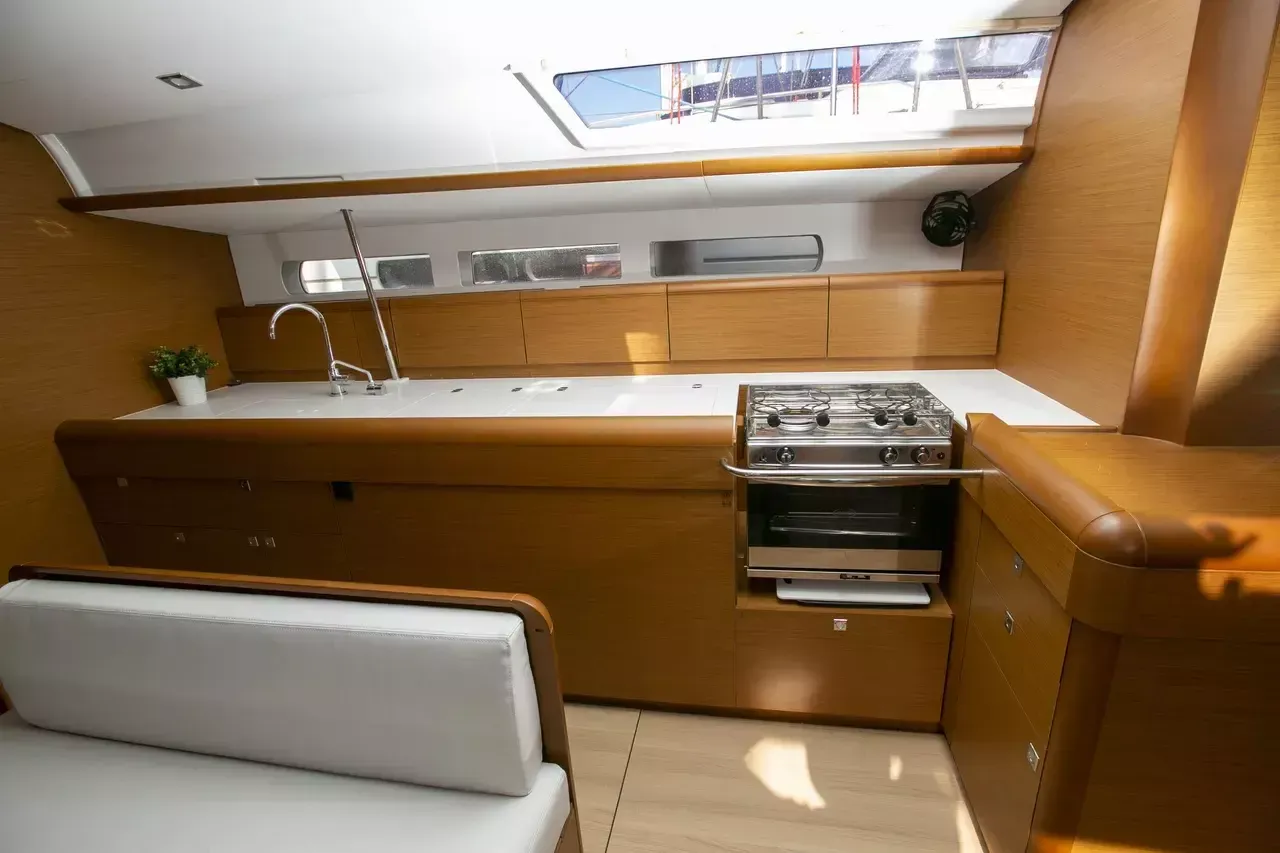 Jeanneau Sun Odyssey 519 | Kalliroi