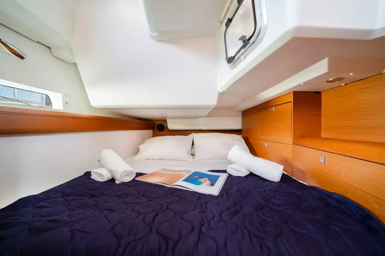 Jeanneau Sun Odyssey 519 | Kalliroi