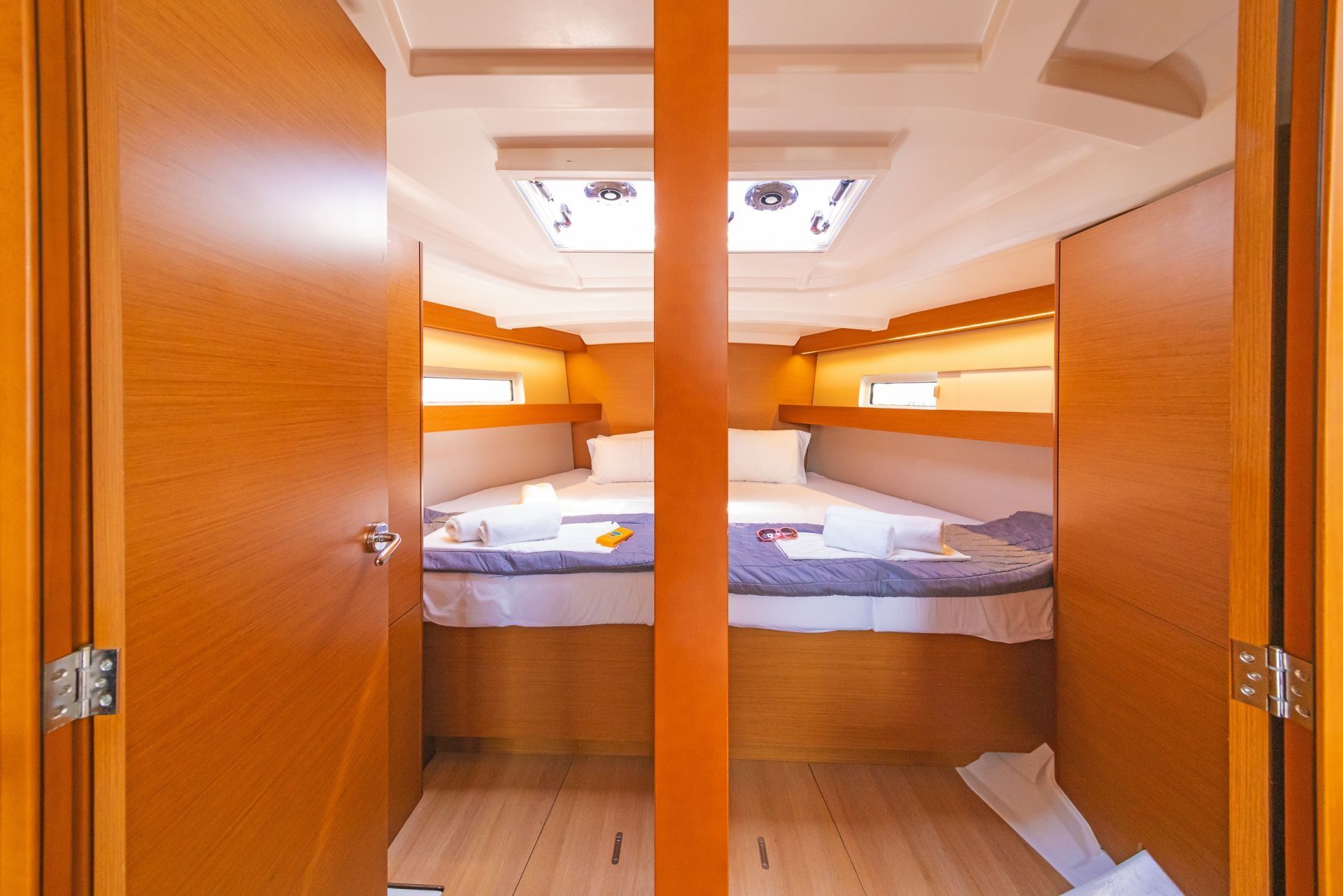 Jeanneau Sun Odyssey 440 | Mike Charlie