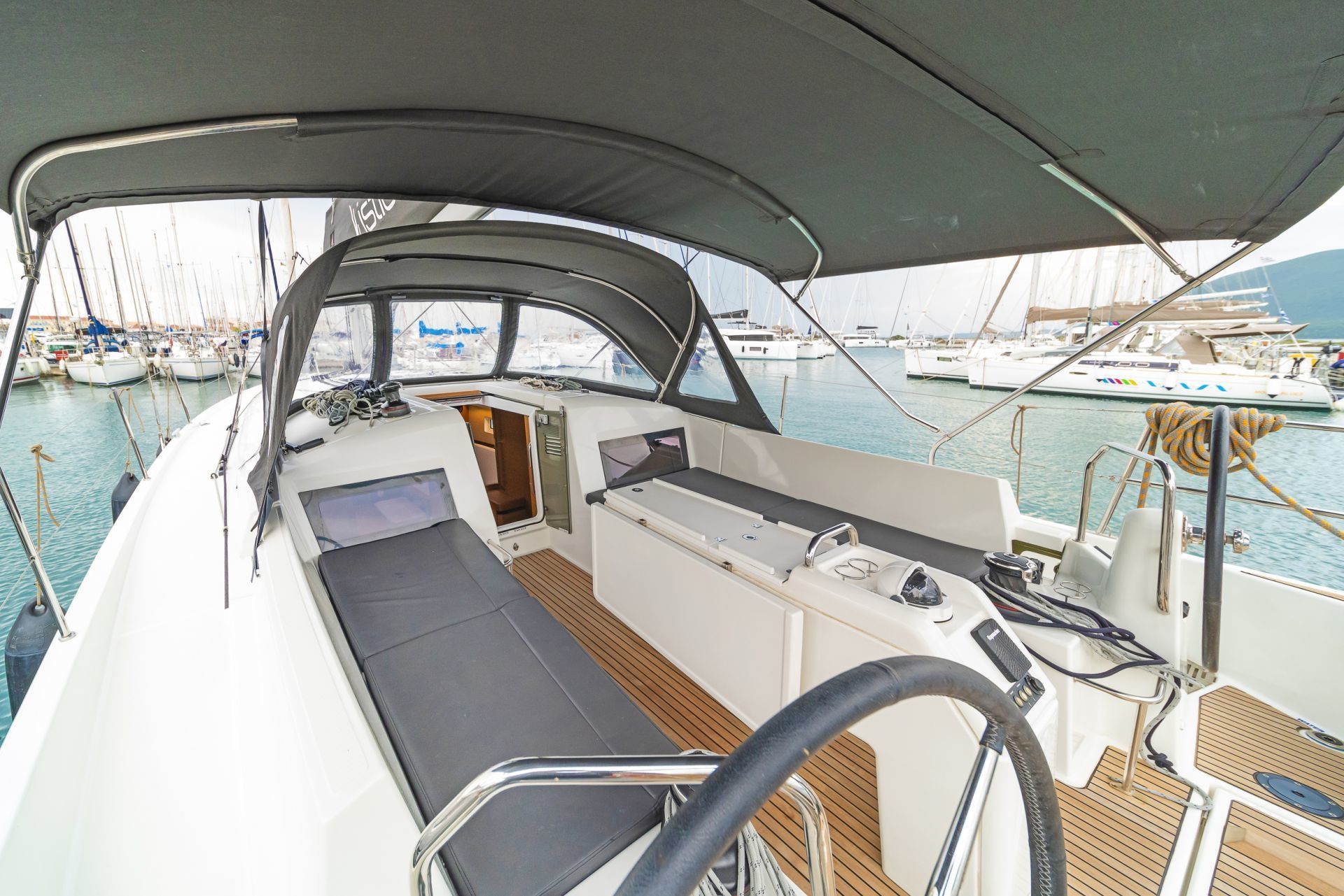 Jeanneau Sun Odyssey 440 | Mike Charlie