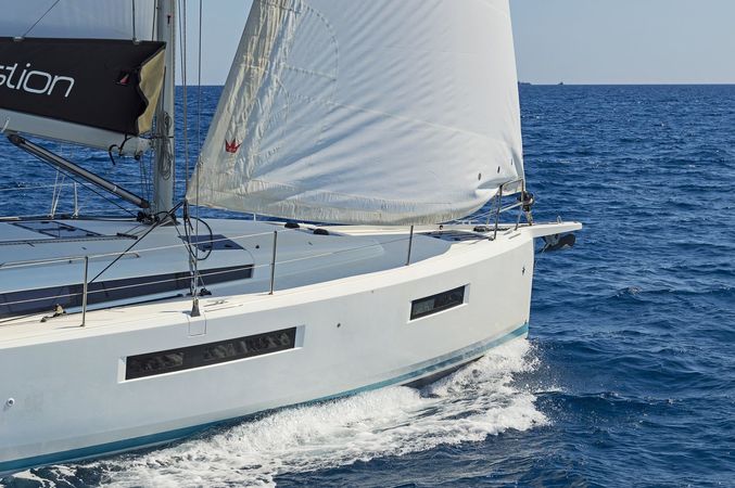 Jeanneau Sun Odyssey 440 | Mike Charlie