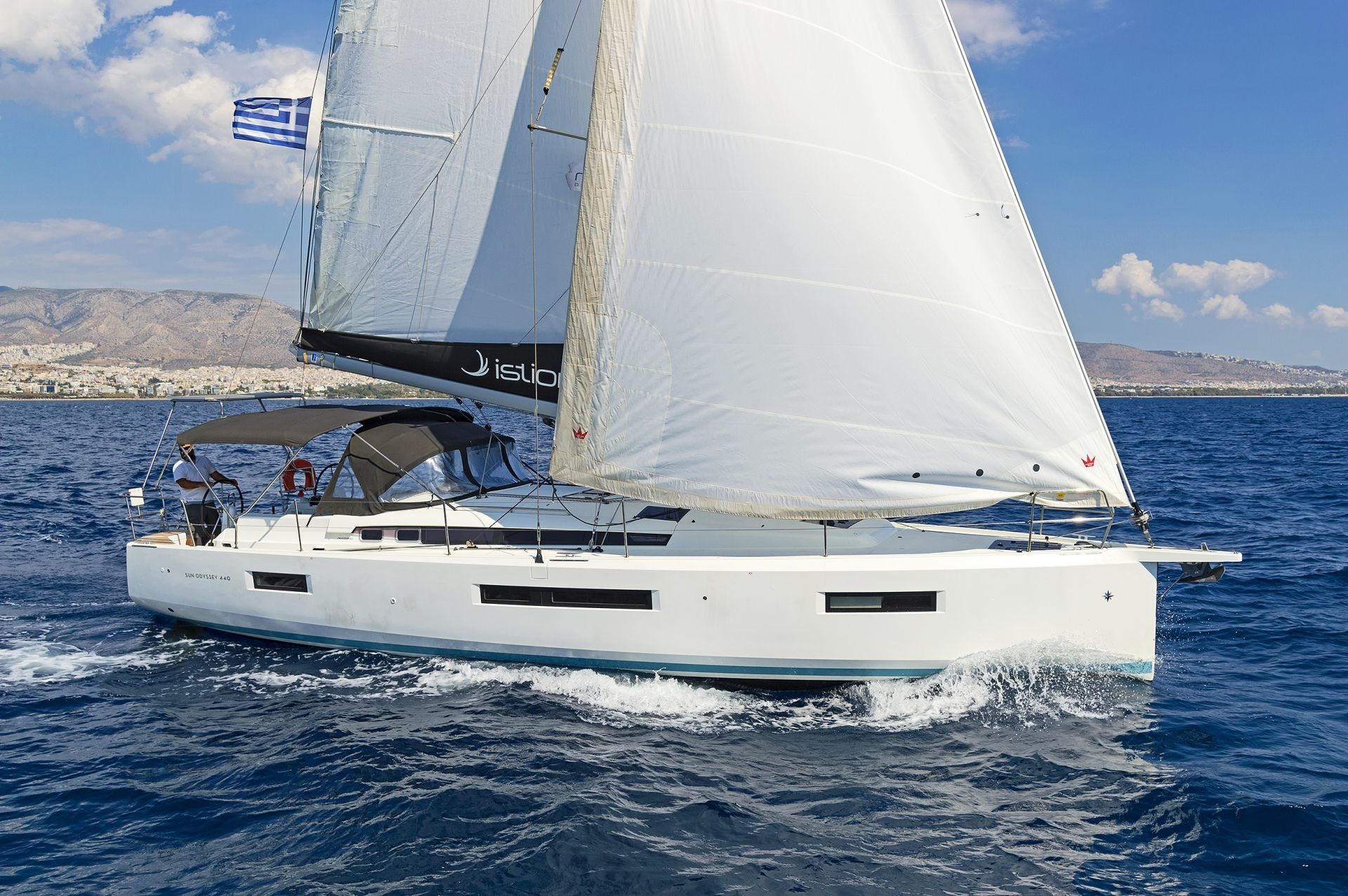 Jeanneau Sun Odyssey 440 | Mike Charlie