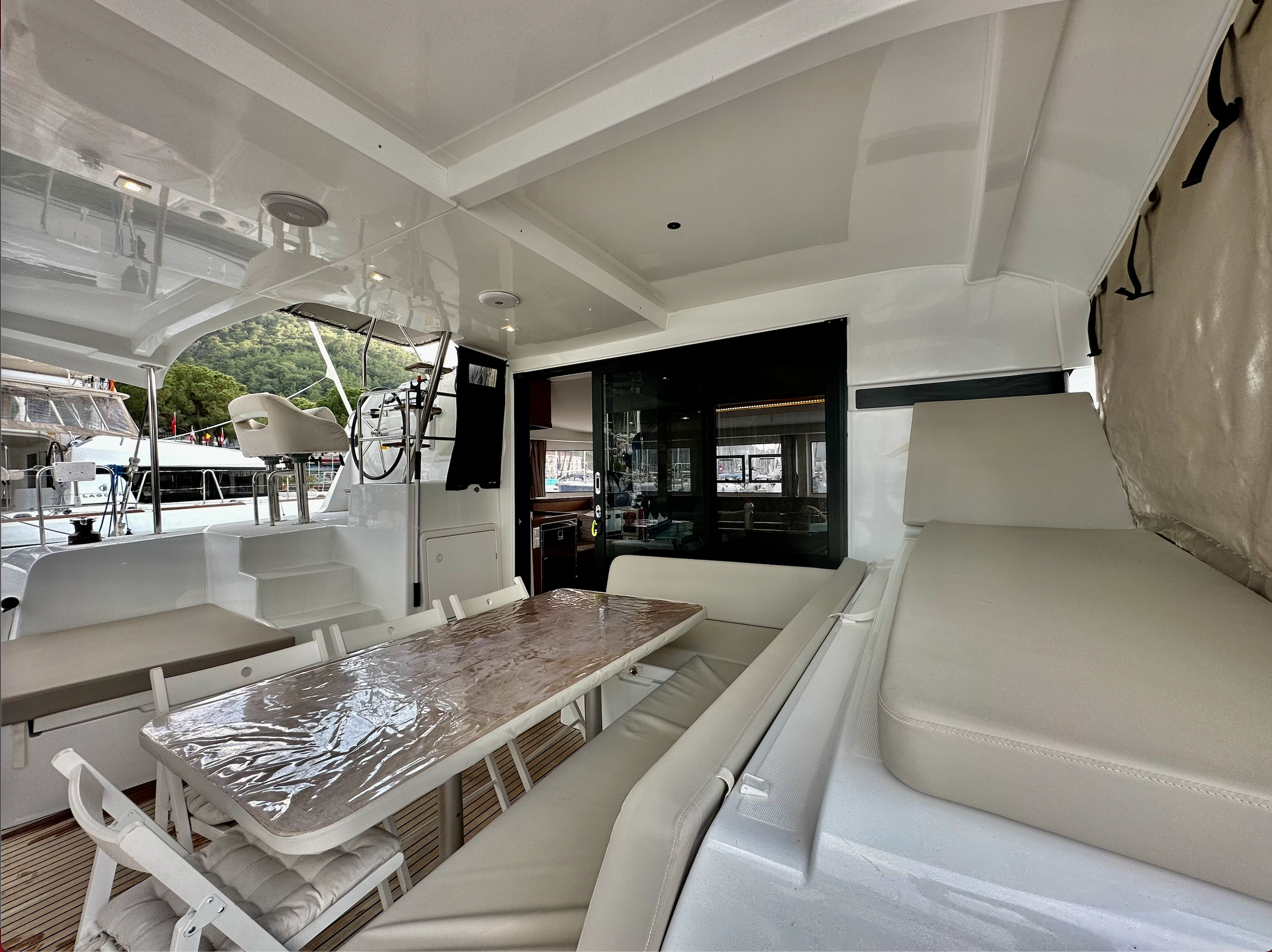 Lagoon 42 | Sail Adasu