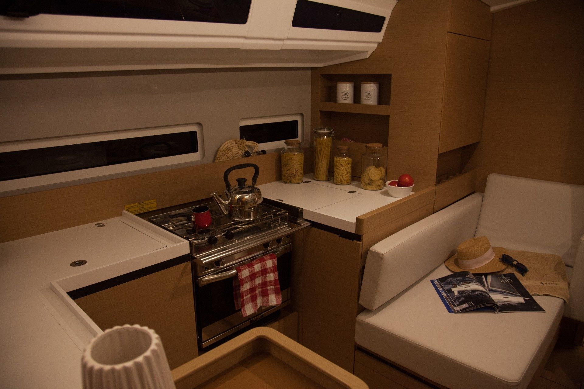 Jeanneau Sun Odyssey 410 | Konstantinos