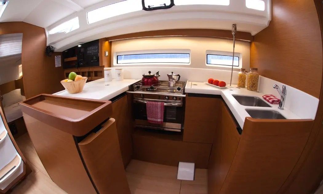 Jeanneau Sun Odyssey 440 | Tommy
