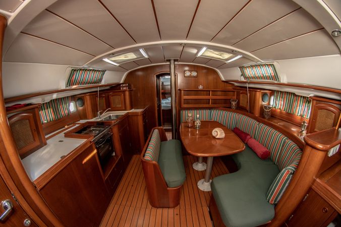 Beneteau Oceanis Clipper 411 | Ekaterini