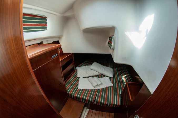 Beneteau Oceanis Clipper 411 | Ekaterini