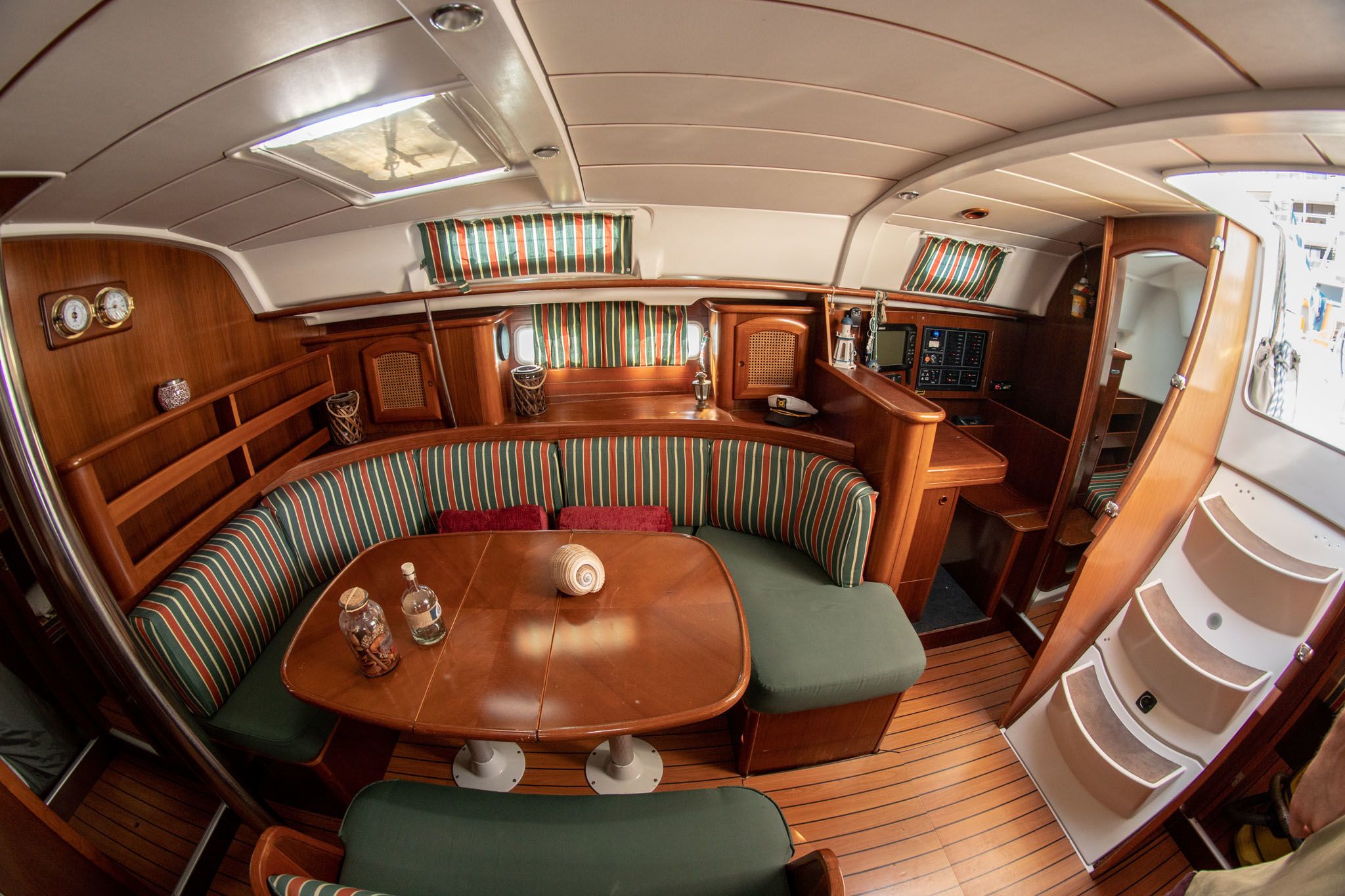 Beneteau Oceanis Clipper 411 | Ekaterini