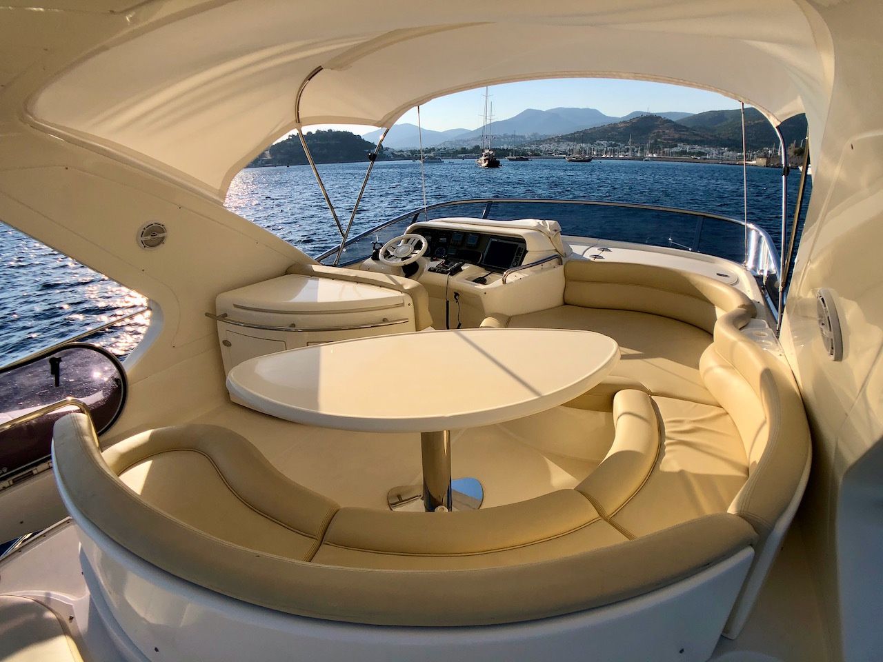 Azimut 55 | Cosmos
