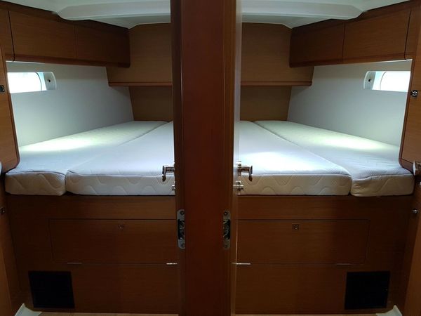 Jeanneau Sun Odyssey 519 | Fiesta