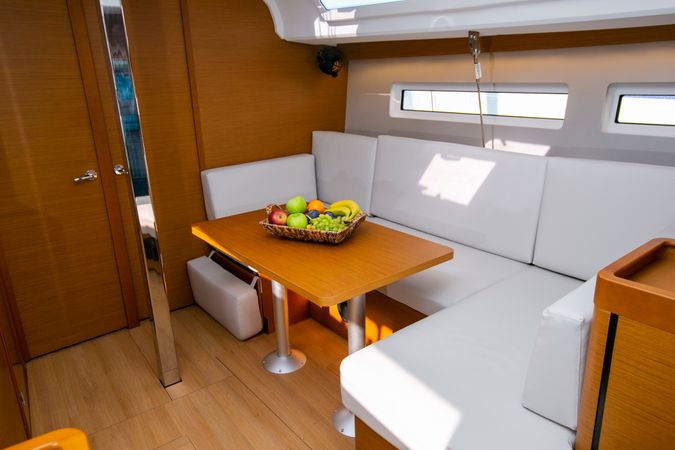 Jeanneau Sun Odyssey 440 | Endeavour