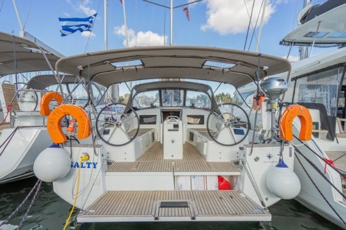 Jeanneau Sun Odyssey 410 | Salty