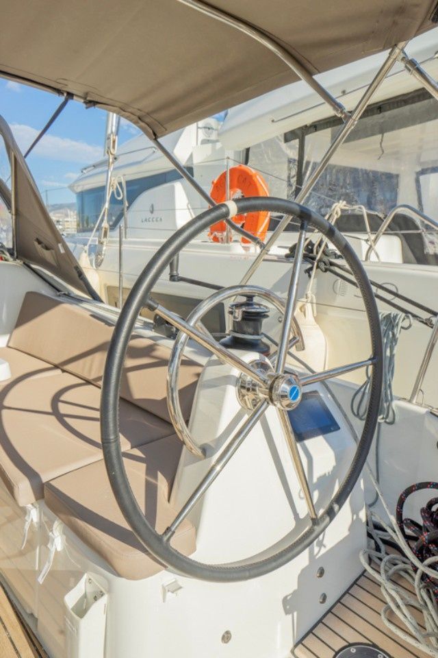 Jeanneau Sun Odyssey 410 | Salty