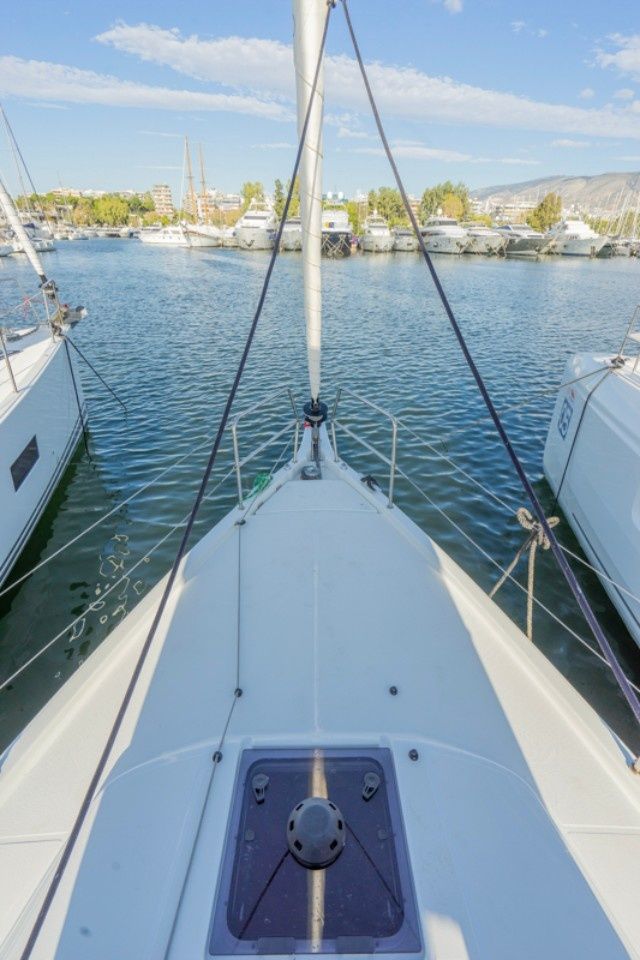 Jeanneau Sun Odyssey 410 | Salty