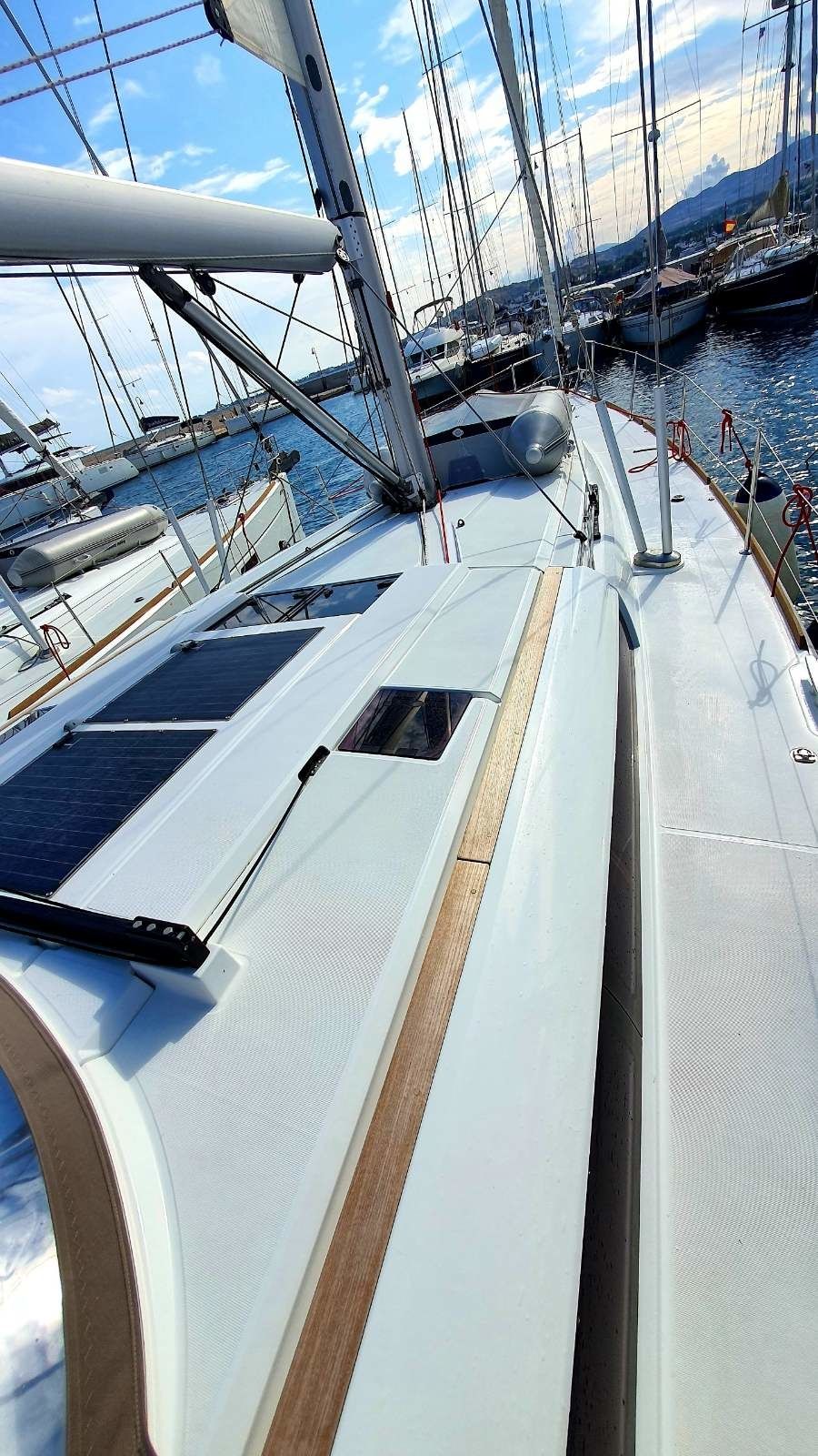 Jeanneau Sun Odyssey 519 | Unique 1