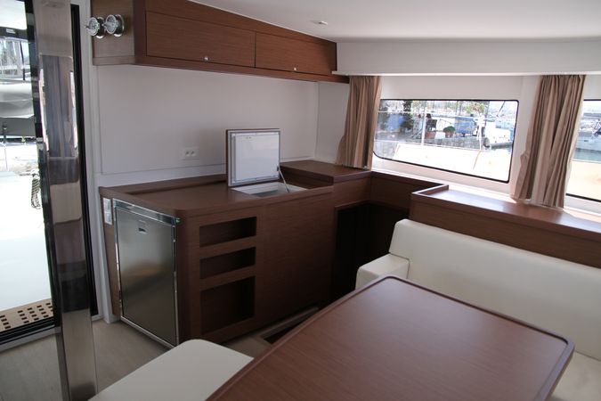 Lagoon 42 | George A