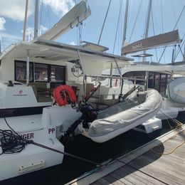 Fountaine Pajot Lucia 40 | Ginger