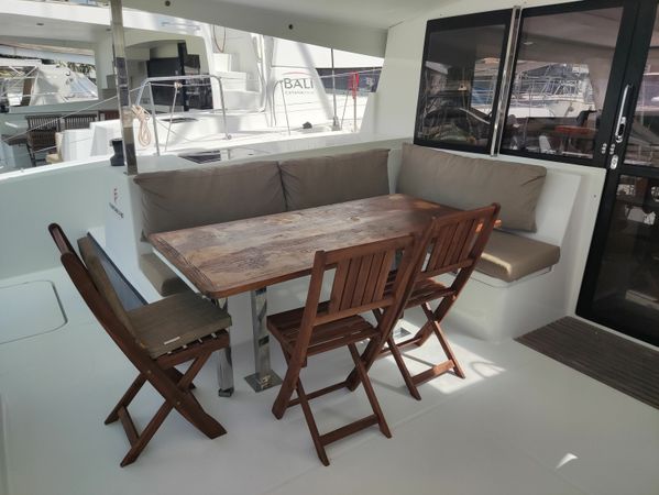 Fountaine Pajot Lucia 40 | Ginger