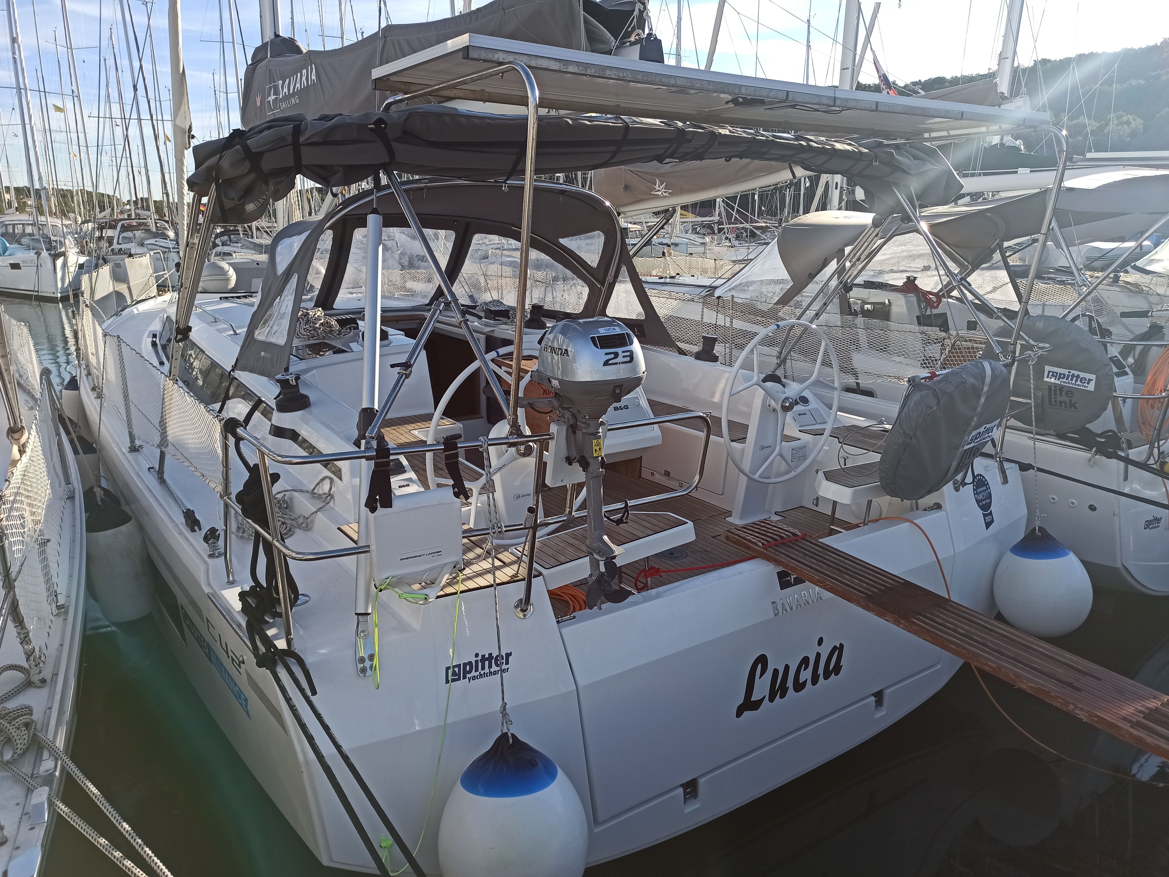 Bavaria C42 | Lucia