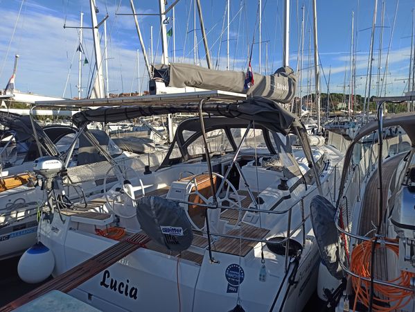 Bavaria C42 | Lucia