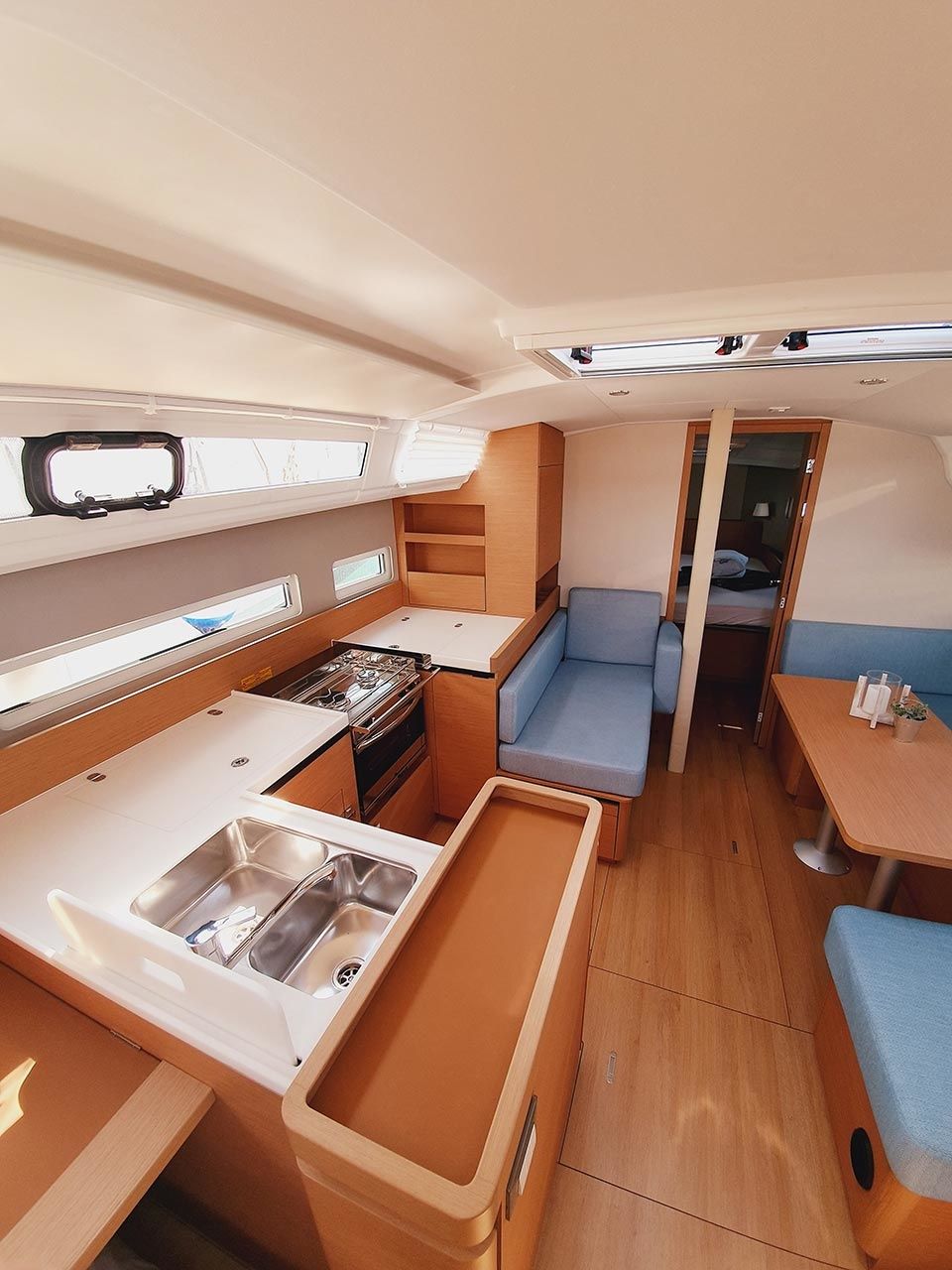 Jeanneau Sun Odyssey 410 | Kalumina
